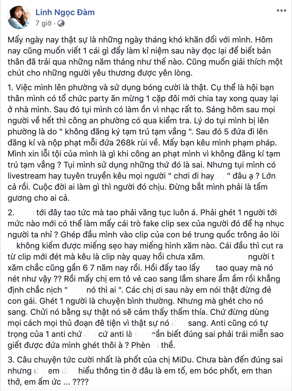 Mới đây, Linh Ngọc Đàm bất ngờ đăng tải tâm thư dài chia sẻ về những scandal mà cô nàng gặp phải trong thời gian gần đây. Nữ streamer không giữ được bình tĩnh khi nhắc đến những sự việc này.