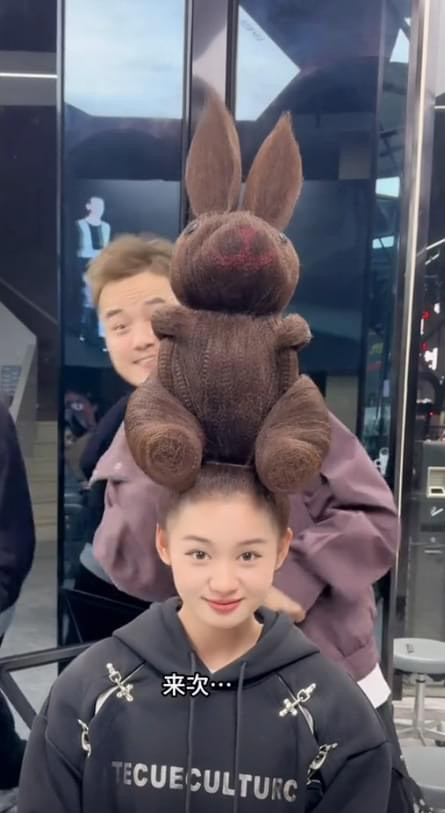 Kiểu tóc không thể bỏ lỡ cho những aiyêu thích thỏ con.