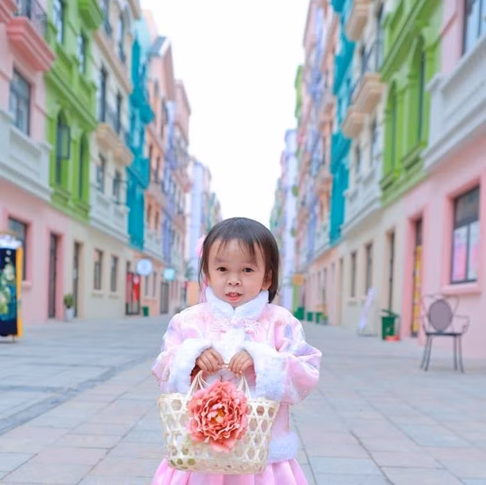 Mặc vóc dáng có phần nhỏ bé, cô gái luôn biết cách chăm sóc bản thân và là “bà chủ” bán hàng online nổi tiếng.