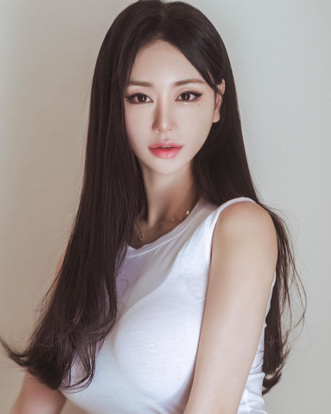 Gương mặt khả ái của cô là gu thẩm mỹ chung của người dân xứ kim chi.