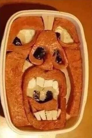 Ở trên mạng nhìn cũng đẹp lắm, thế nhưng đến lượt cô gái này làm thì hiện ra toàn những gương mặt gây ám ảnh.