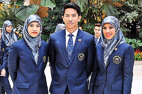 Công chúa và hoàng tử Mateen đều đam mê với bộ môn thể thao hoàng tộc là bóng polo.