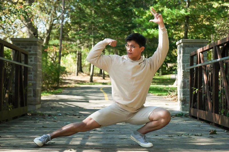 Quốc Vinh hy vọng câu chuyện của mình sẽ trở thành động lực cho những người đang rơi vào tình trạng của cậu trước kia: bị kỳ thị, xa lánh vì ngoại hình. Xem thêm clip: Chàng trai giảm 25kg vì bị người yêu cũ chê béo | VTC14 - Nguồn: Youtube