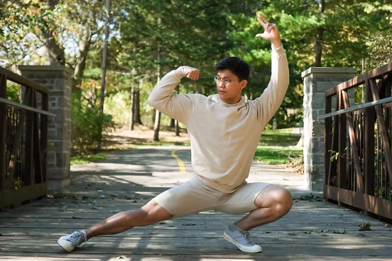 Quốc Vinh hy vọng câu chuyện của mình sẽ trở thành động lực cho những người đang rơi vào tình trạng của cậu trước kia: bị kỳ thị, xa lánh vì ngoại hình. Xem thêm clip: Chàng trai giảm 25kg vì bị người yêu cũ chê béo | VTC14 - Nguồn: Youtube