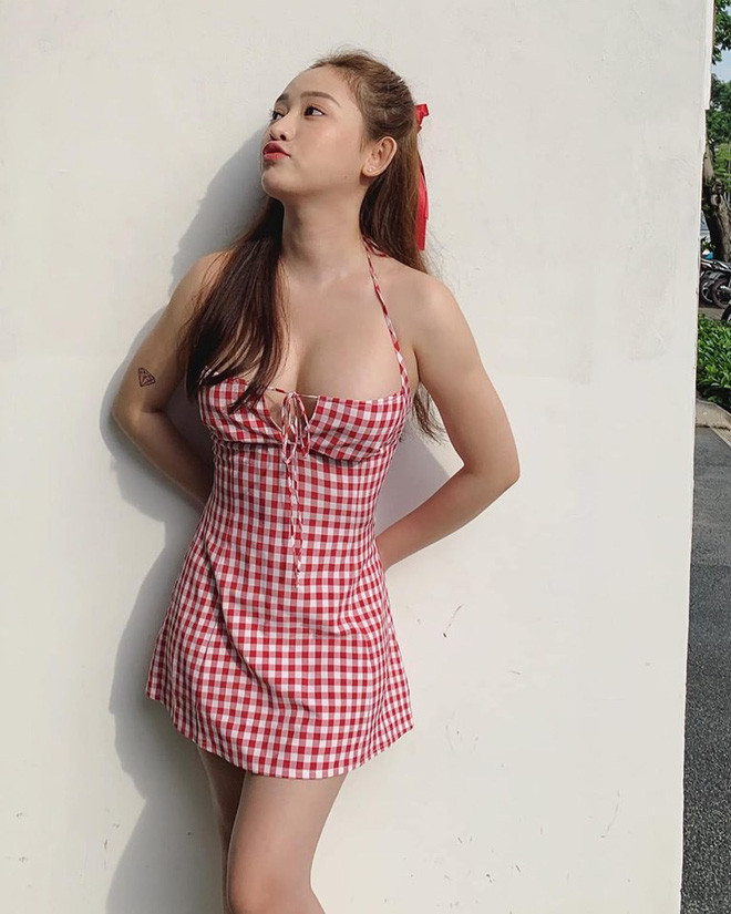 Theo hot girl Thúy Vi chia sẻ, lý do cô quyết định làm điều này có liên quan tới một câu nói của người yêu cũ.