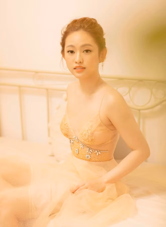 Hiện tại, bài chia sẻ của Thuý Vi đang thu hút sự chú ý của CĐM và nhận về những bình luận trái chiều.