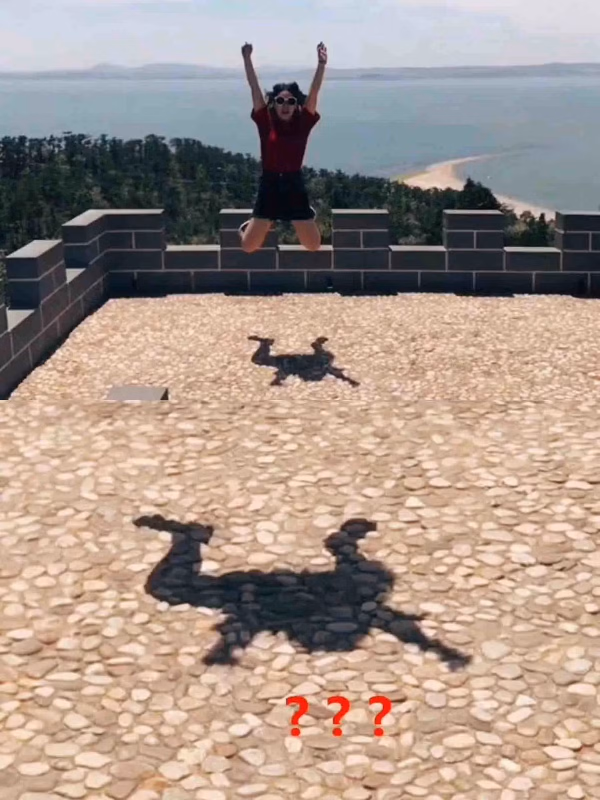 Nhìn vào cái bóng như 1 chú ếch đang nhảy múa.