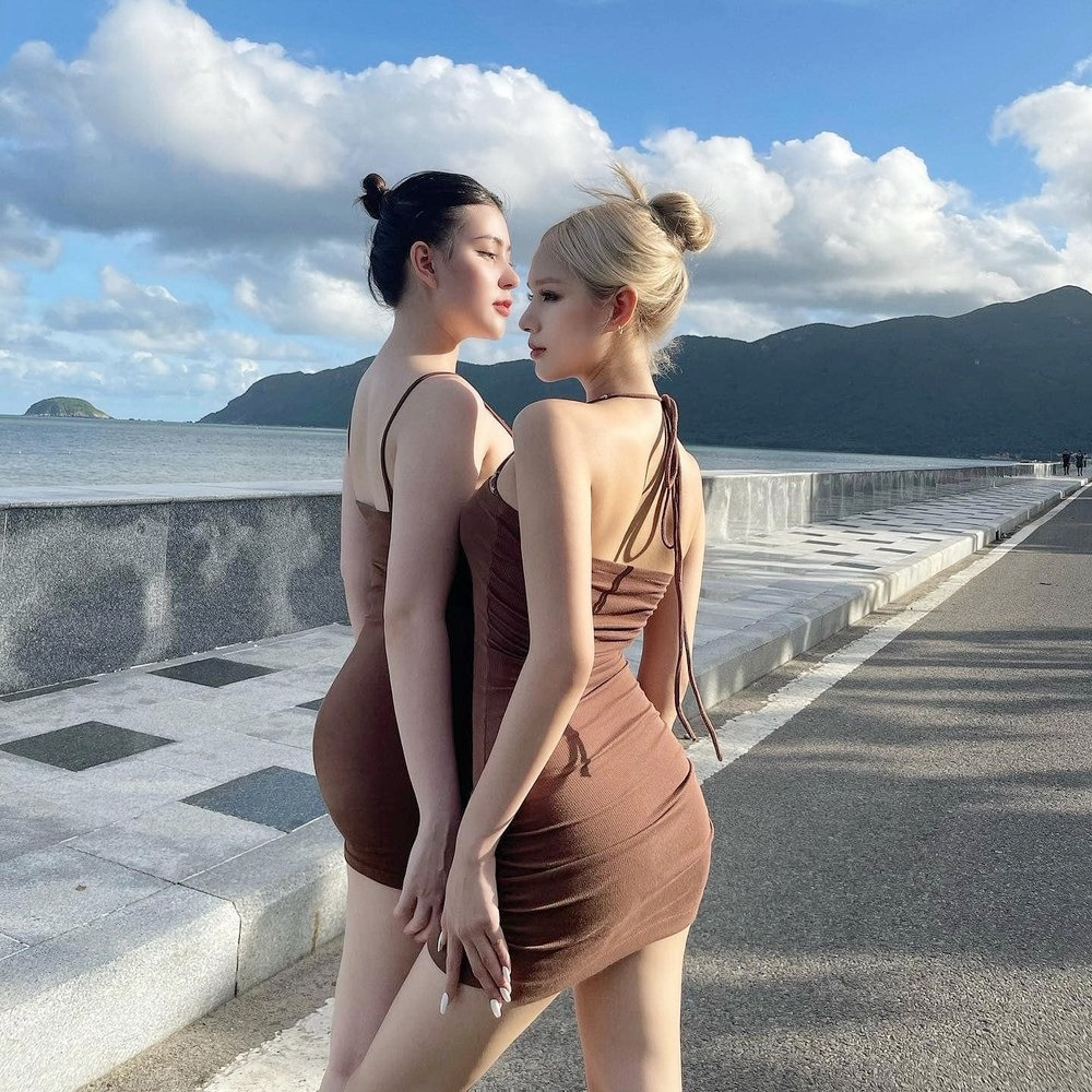 Về lý do ly hôn, Xoài Non xin phép không chia sẻ thêm: "Lý do mình và anh không bên nhau nữa, tụi mình muốn giữ cho riêng nhau nên sẽ không chia sẻ về vấn đề này."