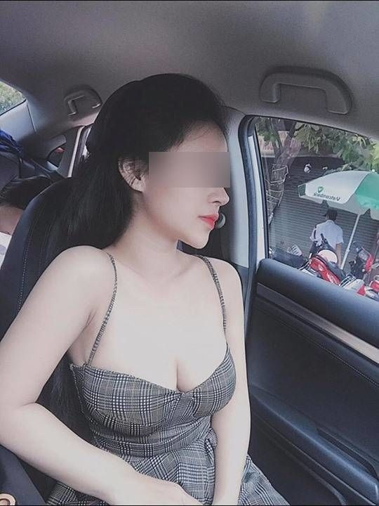 Tuy nhiên sau khi làm mũi xong, các mối quan hệ đều tốt đẹp, được rất nhiều người theo đuổi. Cuối bài đăng, cô nàng còn khuyên chị em nào đang phân vân, lưỡng lự thì nên đi làm mũi luôn vì cuộc đời thay đổi quá nhiều.