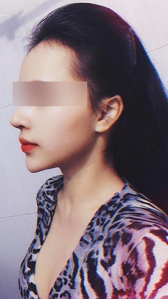 Trước đó tình duyên của cô nàng khá lận đận, gặp rất nhiều rắc rối trong tình yêu và đau khổ vì thất tình.