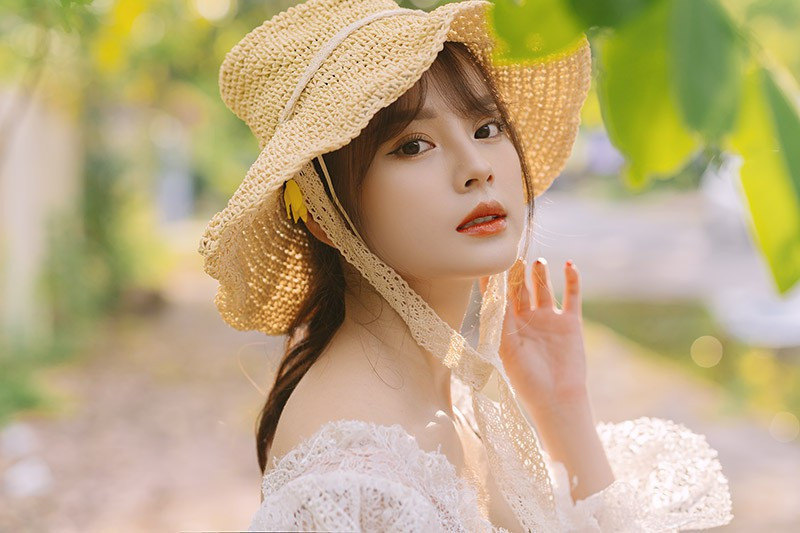 Bên cạnh đó, Ngân Hà cũng là người mẫu ảnh quen thuộc của nhiều shop thời trang ở Hà Nội.