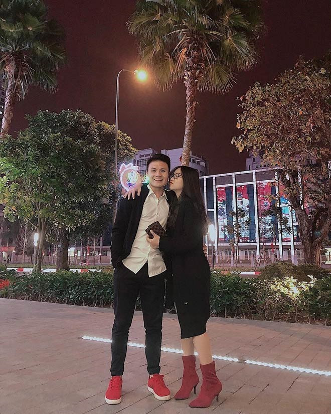 Quang Hải và Nhật Lê chia tay từ tháng 9/2019. Sau khi "đường ai nấy đi" với hot girl Quảng Nam, cầu thủ của CLB Hà Nội thường xuyên dính tin đồn hẹn hò với các hot girl, tuy nhiên anh chưa bao giờ lên tiếng đính chính mà chỉ cho biết muốn tập trung vào sự nghiệp sân cỏ.