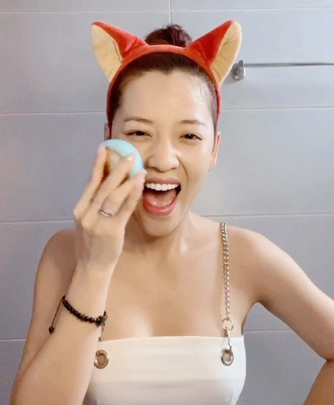 Thực phẩm không thể tiêu hóa hoàn toàn thay vì chuyển thành năng lượng, lại chuyển hóa thành chất béo và khiến cơ thể, đặc biệt là phần bụng dưới, tích tụ mỡ thừa. Tình trạng này kéo dài sẽ dẫn đến bệnh béo phì.