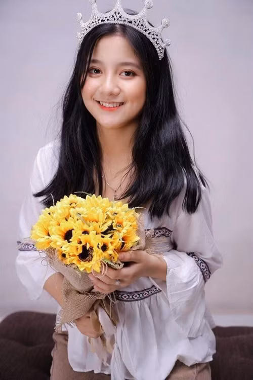 Nụ cười tươi tắn “đốn tim” bao người.