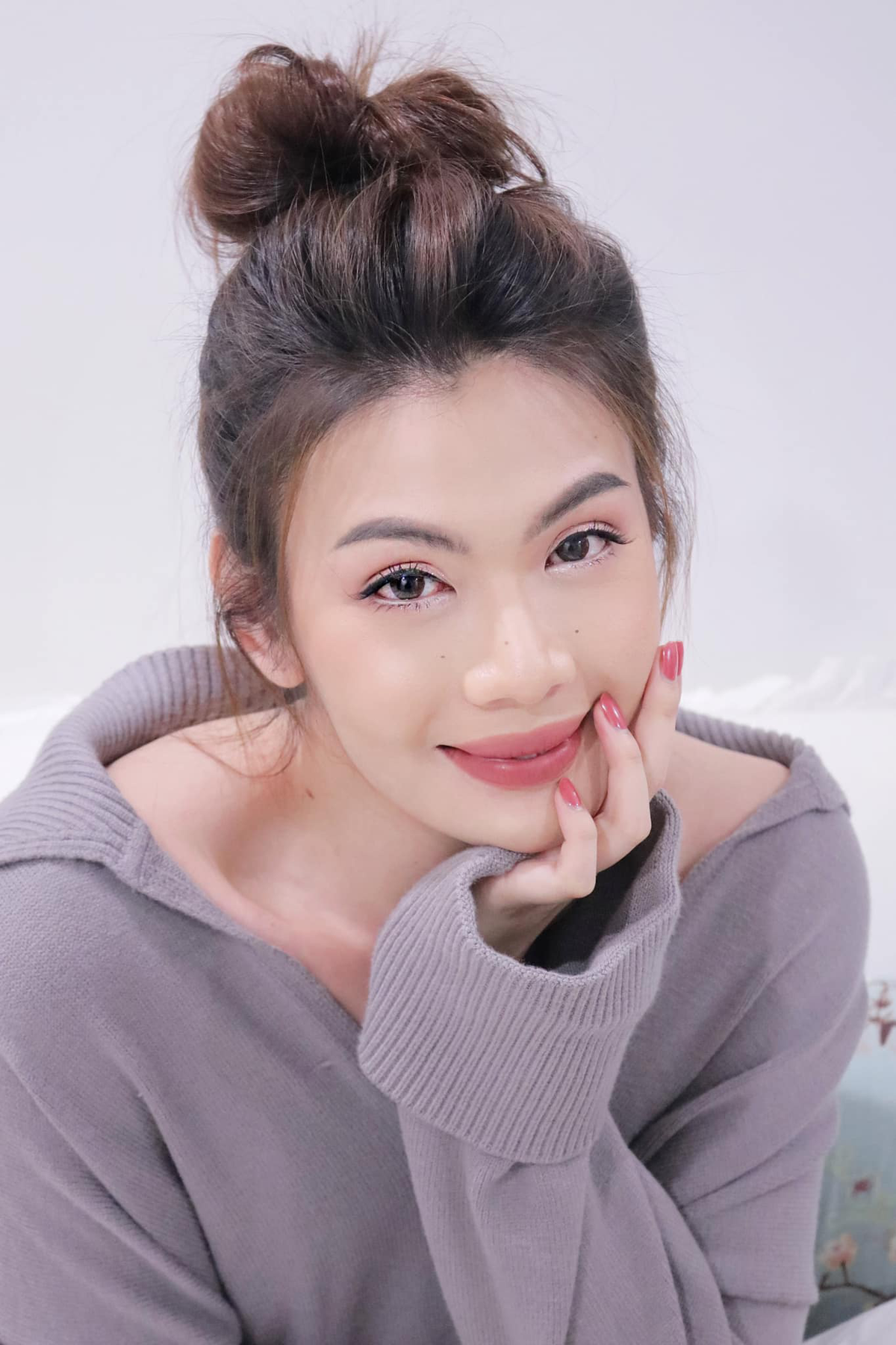 Luna Đào (Đào Bá Lộc) lần đầu tiên xuất hiện với công chúng ở Giọng hát Việt là anh chàng thư sinh hiền lành với kiểu tóc đậm chất Hàn Quốc. Sau thành công ở Giọng hát Việt, Luna Đào đã có những tác phẩm âm nhạc ấn tượng và ghi dấu ấn trong lòng khán giả.