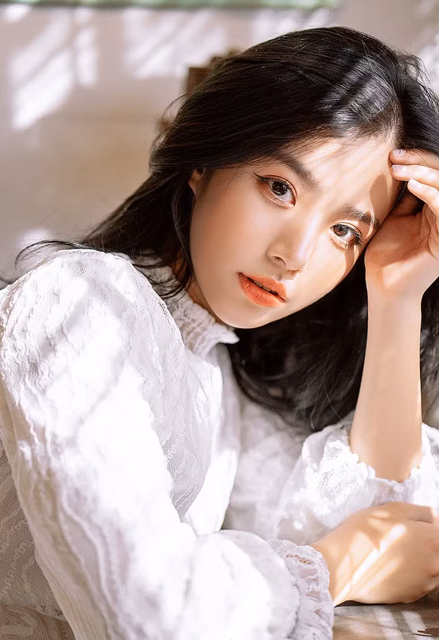 Không chỉ báo chí trong nước, Phan Hằng từng xuất hiện trên tờ China Times của Trung Quốc vào hồi tháng 9 năm ngoái. Cô được truyền thông nước bạn đánh giá là nữ thần thế hệ mới.