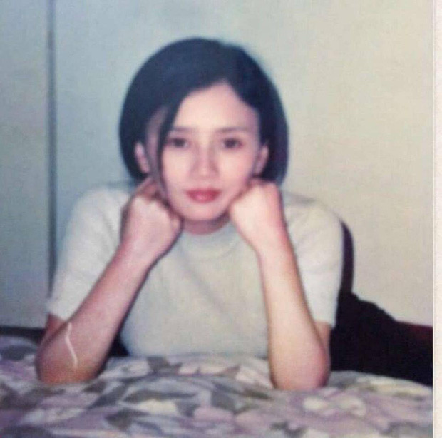 Trào lưu "Khi có bố mẹ cực phẩm" rất đơn giản, chỉ cần chụp lại tấm hình hồi trẻ của bố và mẹ, thời các ứng dụng chỉnh sửa ảnh còn chưa ra đời rồi xem phụ huynh nào được nhiều lượt bình chọn nhất thì chiến thắng.