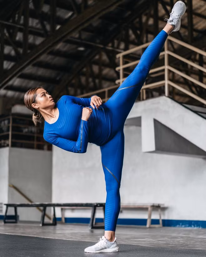 Pauline từng giành HCV SEA Games 28 ở nội dung 57 kg dành cho nữ. Tại SEA Games 29, cô nàng thất bại trước Hà Thị Nguyên, đại diện Việt Nam tại vòng bán kết nội dung 62kg.