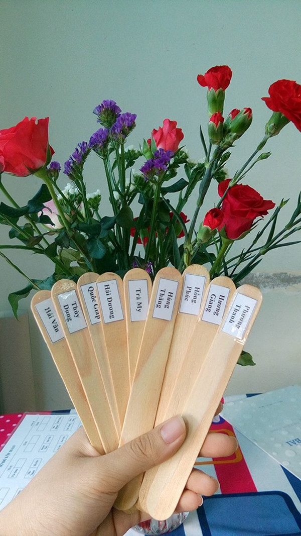 Xem xong nhưng tấm hình này, ai cũng cho biết cũng muốn quay trở lại thời học sinh để được lần nghịch ngợm, được học tập bên bạn bè thêm một lần nữa.