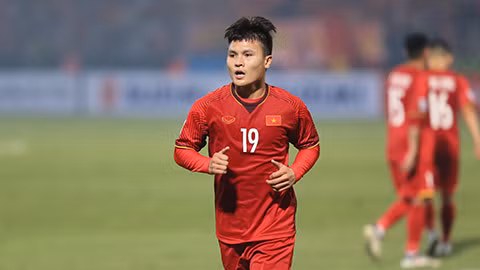 Qua sự việc lần này, hy vọng anh chàng tiền vệ sẽ không còn phải đón nhận thêm làn sóng áp lực mới nào nữa.