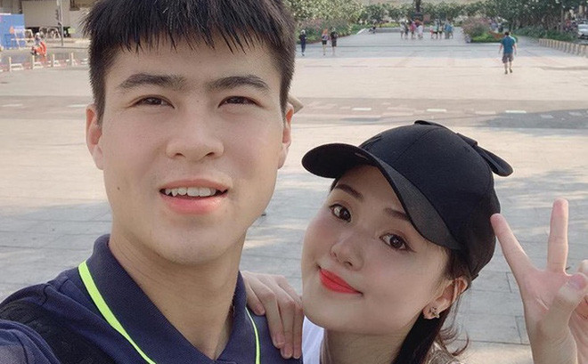 Kỳ nghỉ tại Đà Nẵng cũng là lần đầu tiên vợ chồng Duy Mạnh - Quỳnh Anh được đi du lịch sau đám cưới.