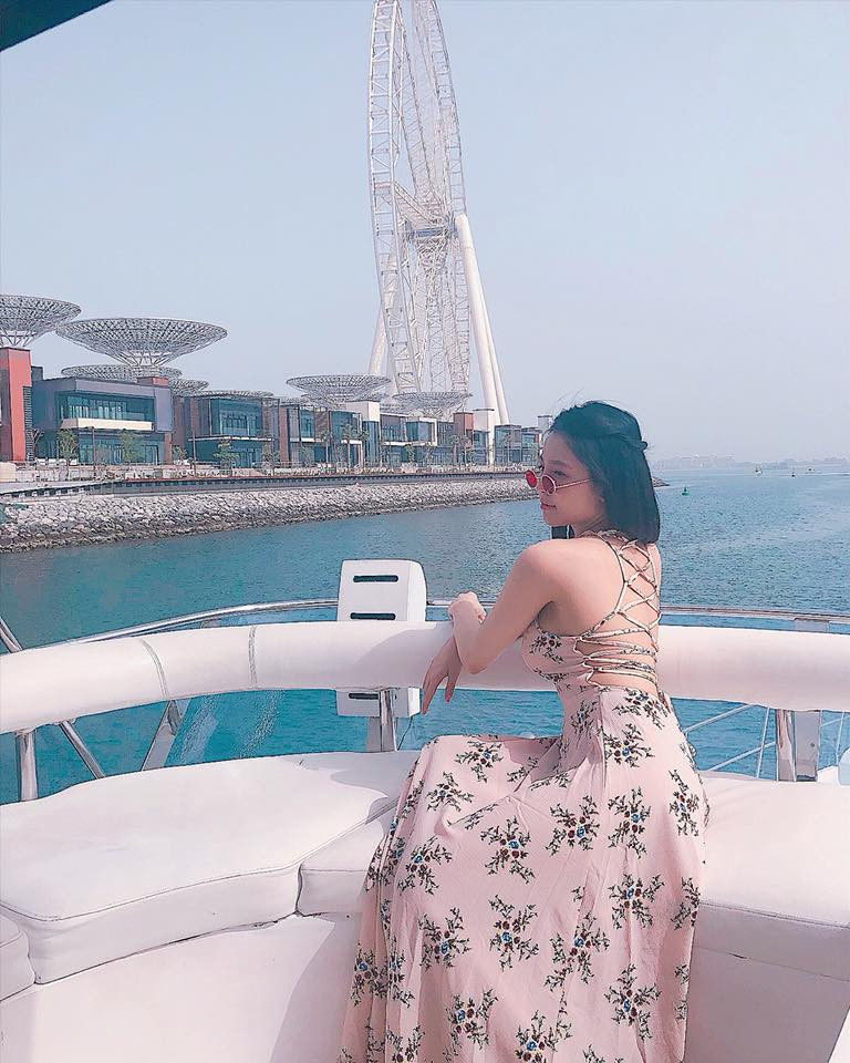 Trâm Anh là hot girl nổi lên sau khi tham gia chương trình Nóng lên cùng World Cup 2018.