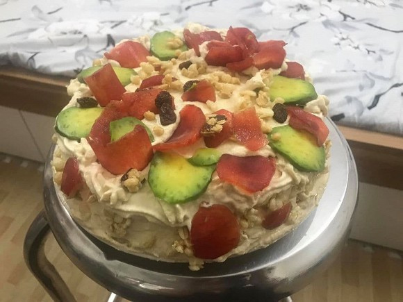 Bánh sinh nhật hoa quả nhà làm.