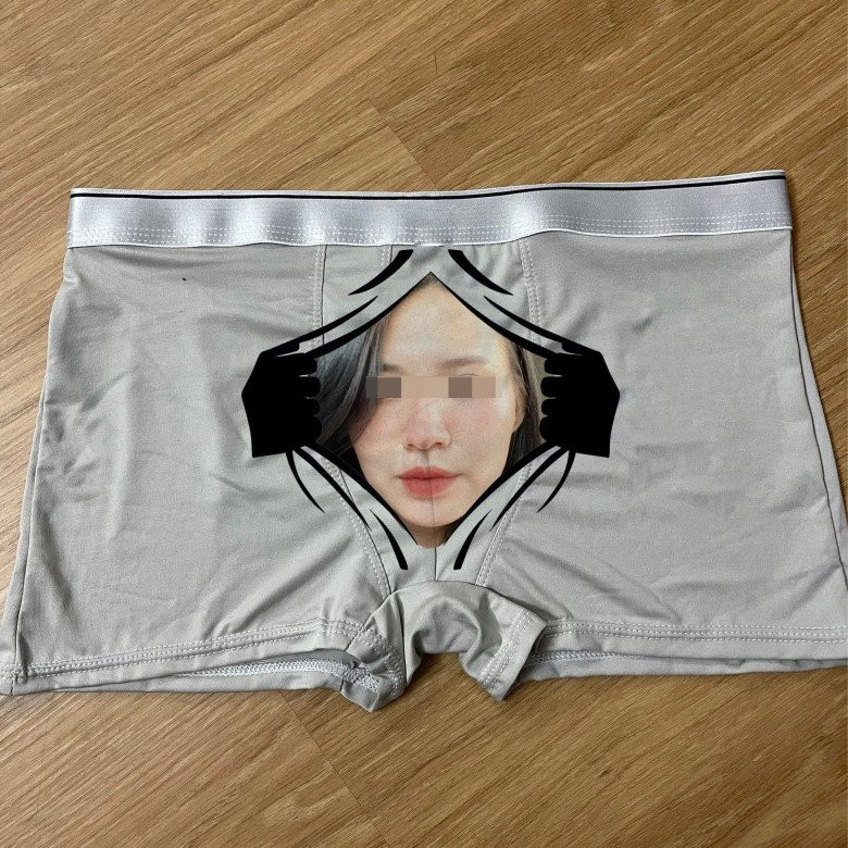 Bài đăng về thiết kế quần độc lạ đang được chia sẻ và quan tâm từ cộng đồng mạng nói chung, hội chị em nói riêng.