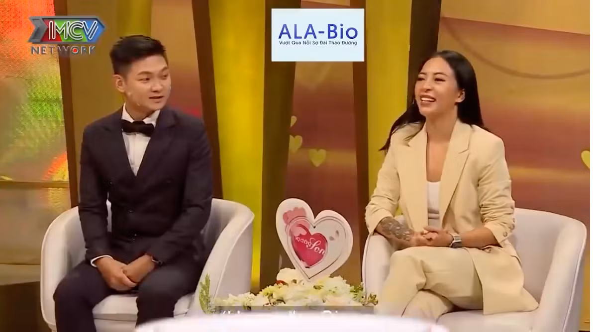 Đáng nói hơn, trong chia sẻ của mình, HLV gym Hana Giang Anh thừa nhận chồng không đáp ứng đầy đủ về chuyện sinh lý, tuy nhiên cô vẫn chấp nhận.