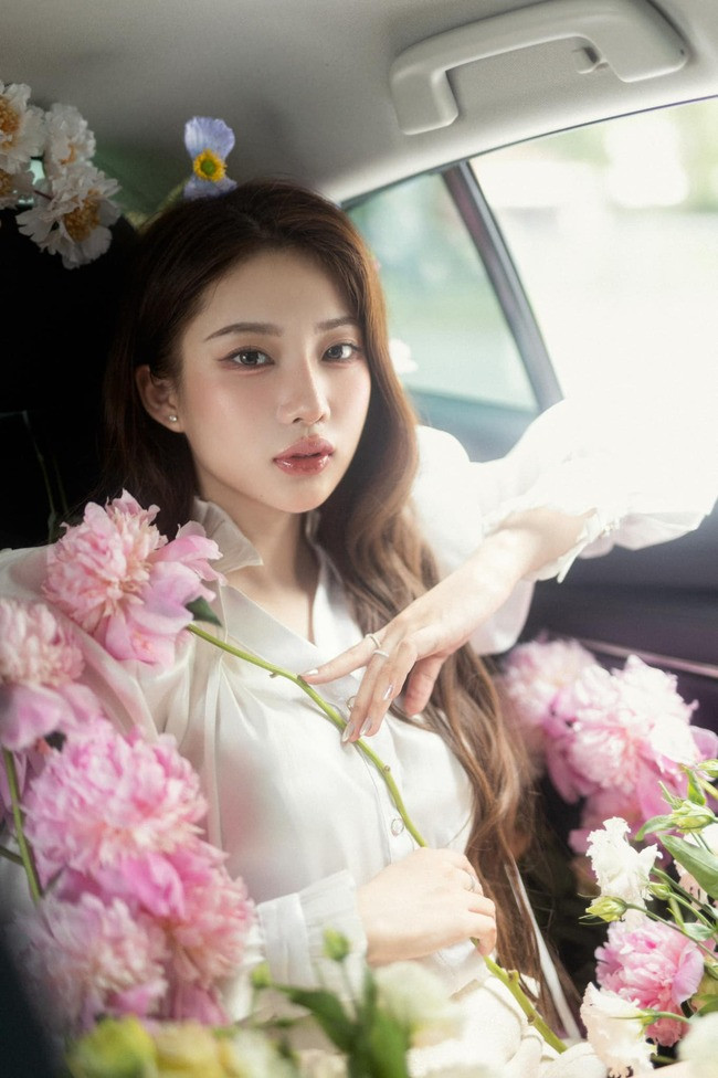 Vì lĩnh vực cô nàng chọn để làm nội dung khá đặc thù, vì vậy trước khi lên bất cứ nội dung gì, cô đều tìm hiểu kĩ các khía cạnh để tránh xảy ra vấn đề không đáng có.