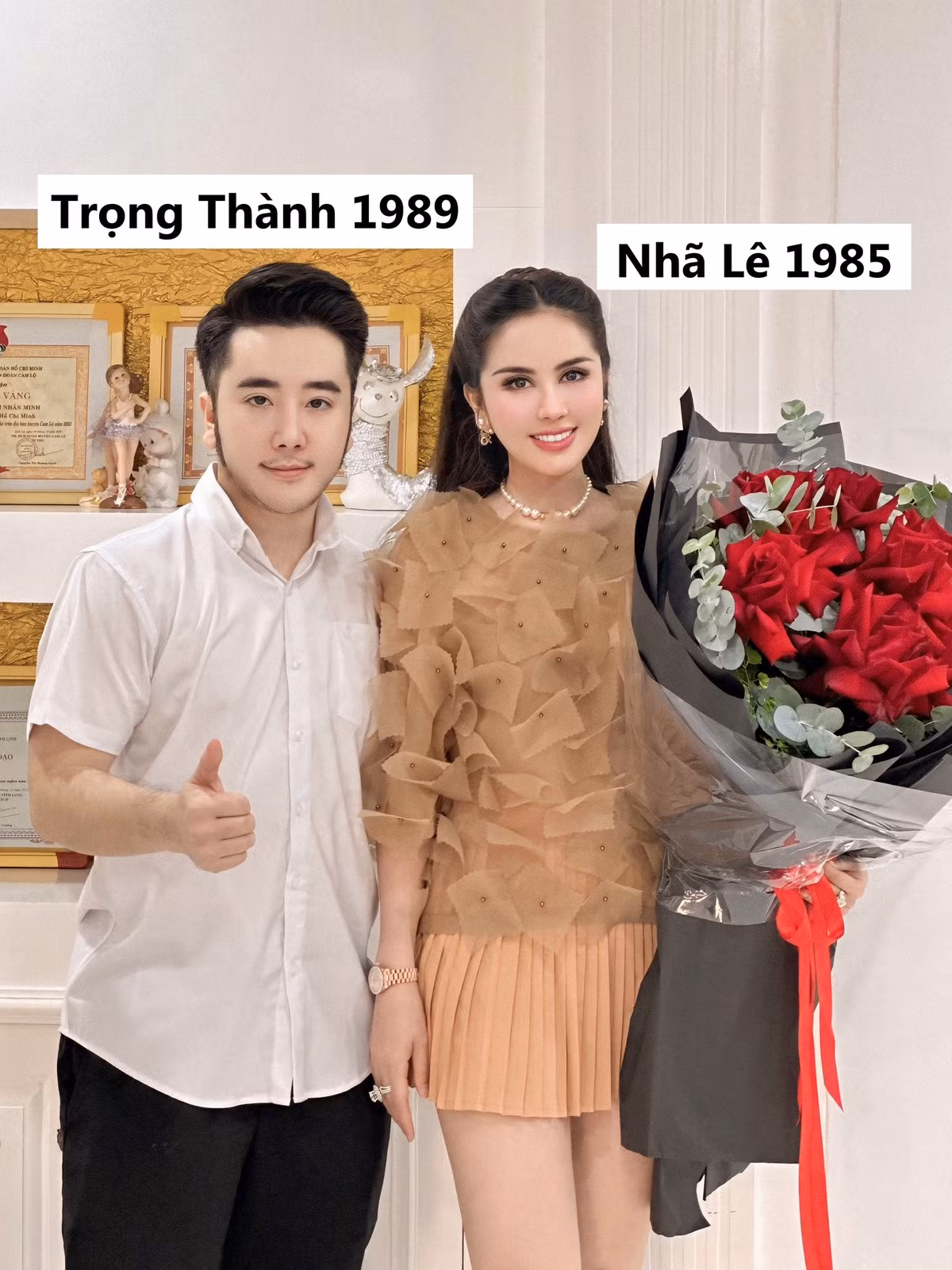 Ở Việt Nam, cặp đôi CEO của 1 trung tâm thẩm mỹ lớn là Nhã Lê và chồng là Trọng Thành cũng là 1 cặp đôi chị - em khiến nhiều người hâm mộ.
