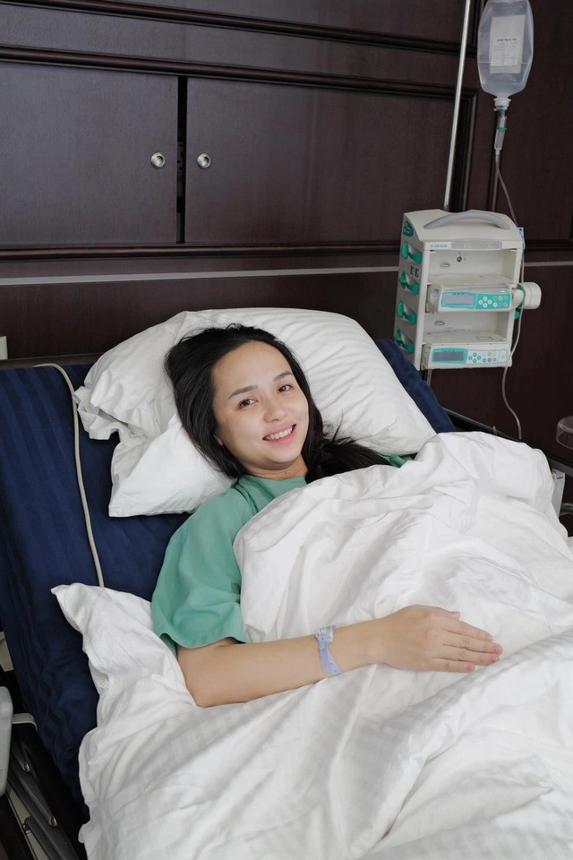 Huyền Mi đã sinh em bé thứ 2 trong niềm vỡ òa hạnh phúc của cả gia đình.