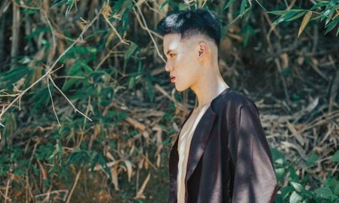 Bộ ảnh đầy sáng tạo này dựa trên 4 tác phẩm văn học quen thuộc với thế hệ học trò là Chí Phèo, Lão Hạc, Số đỏ và Tắt đèn.