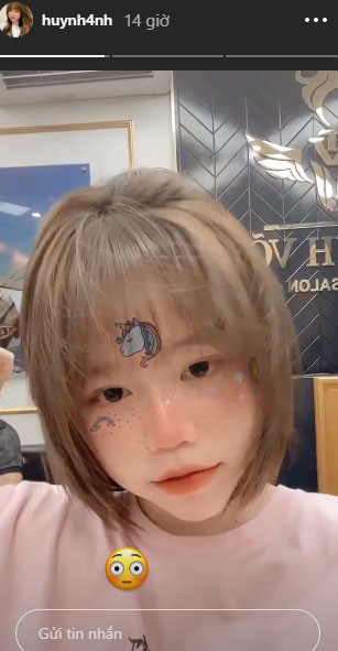 Trải qua không ít biến cố, hiện tại bạn gái Quang Hải vẫn lựa chọn ở cạnh chàng cầu thủ, cặp đôi vẫn vui vẻ và hạnh phúc đăng tải những bức ảnh chung, trong đó có cả ảnh chụp cùng gia đình. Nhất cứ nhất động của Huỳnh Anh trên mạng xã hội đều được chú ý.