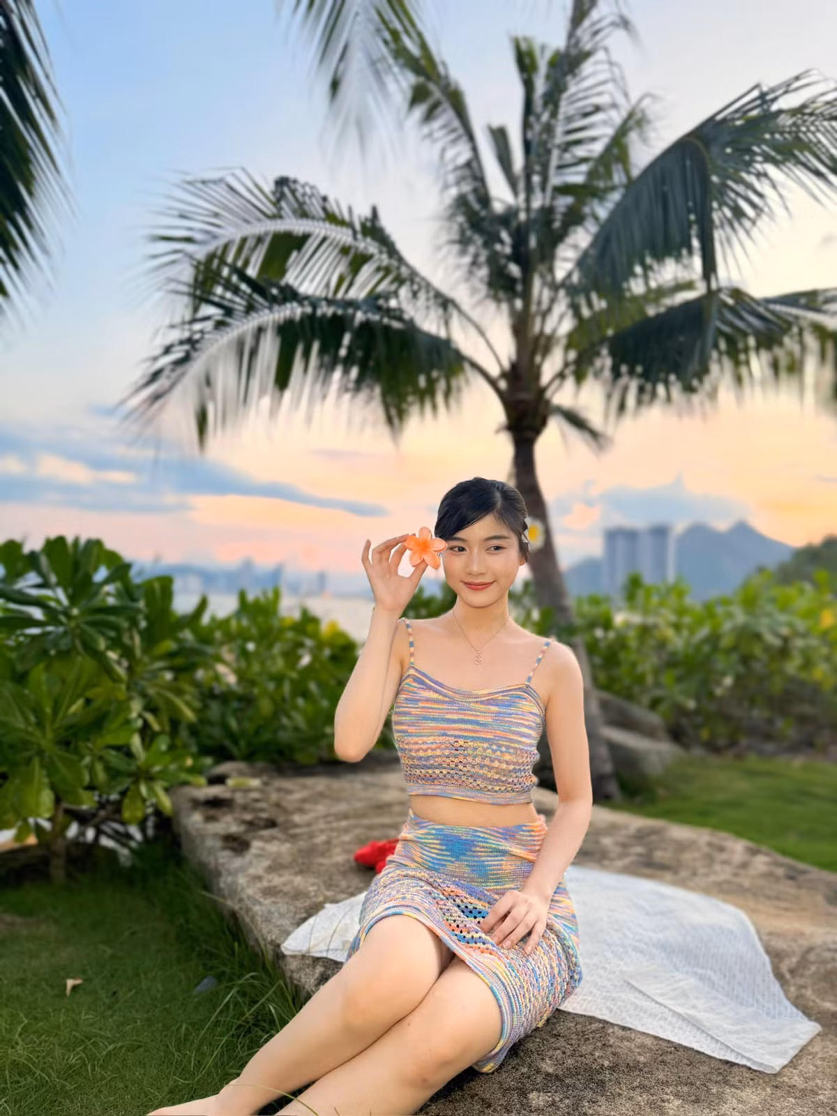 Cô nàng cũng từng là Đại sứ thương hiệu cho tổng cục du lịch Hàn Quốc tại Việt Nam trong năm 2018.