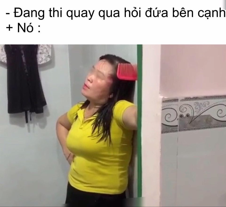 Trong phòng thi cũng có rất nhiều người chuộng combo tàng hình của "người đàn bà hóa đá".