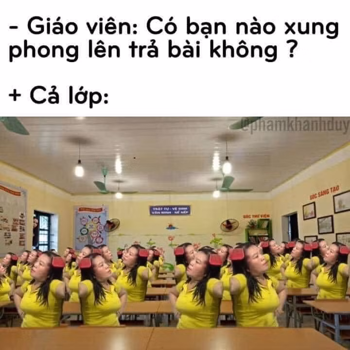 Khi cô giáo yêu cầu lên bảng kiểm tra bài cũ, cả lớp bỗng diện trang phục tàng hình.
