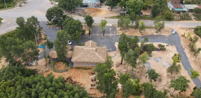 Ngôi nhà ngay khi vừa mới được xây nên đã trở thành nơi gợi nhớ ký ức của những cựu chiến binh khi về với đồng đội, về thăm lại chiến trường xưa.