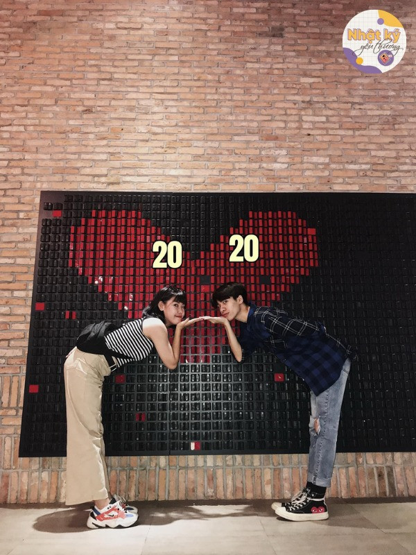 20 tuổi khi là những cô cậu sinh viên.