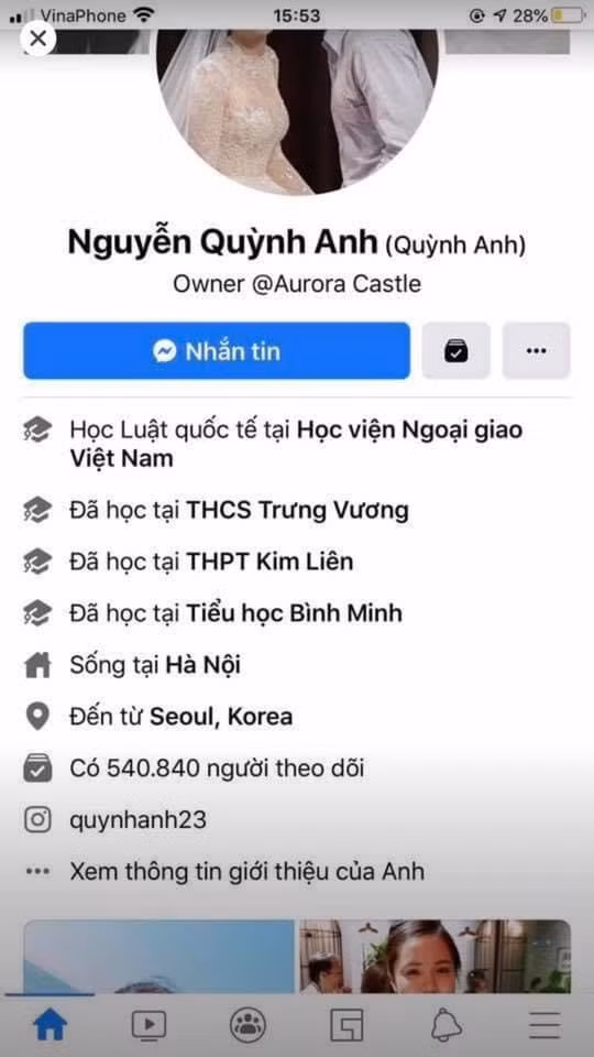 Thông tin việc vợ chồng Duy Mạnh gặp trục trặc càng khiến nhiều người tin hơn khi tìm vào trang cá nhân của "công chúa béo" bất ngờ ẩn phần thông tin đã kết hôn với chồng.