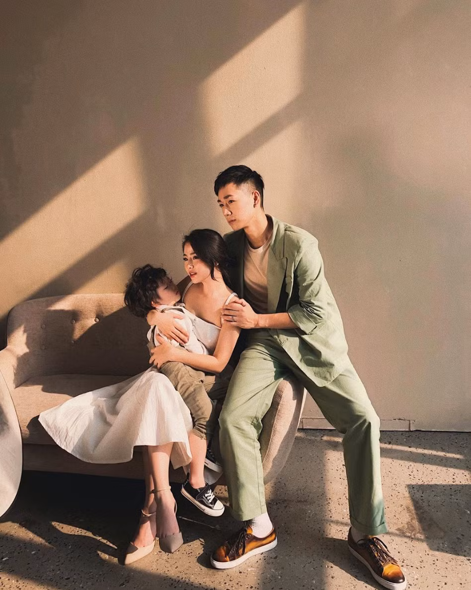 Có chồng kinh doanh thời trang và bản thân chăm chỉ đi đóng quảng cáo, làm KOL nên cuộc sống gia đình Nam Thương và Ba Duy khá sung túc. Cặp đôi thường xuyên đi du lịch cùng với nhà Trang Lou và Heo Mi Nhon.