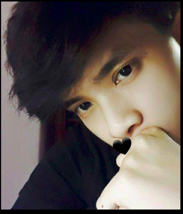 Sau khi nổi tiếng, số lượng người theo dõi trang cá nhân của anh chàng tăng lên chóng mặt. Nay đã sở hữu hơn 4.000 lượt người follow.