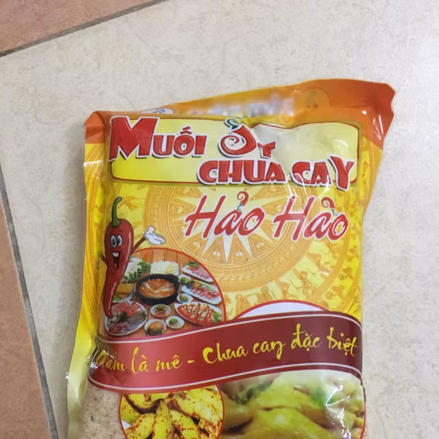 Trên thị trường cũng có rất nhiều thương hiệu muối Hảo Hảo được quảng cáo là chua cay đặc biệt, giống hệt hương vị thật.