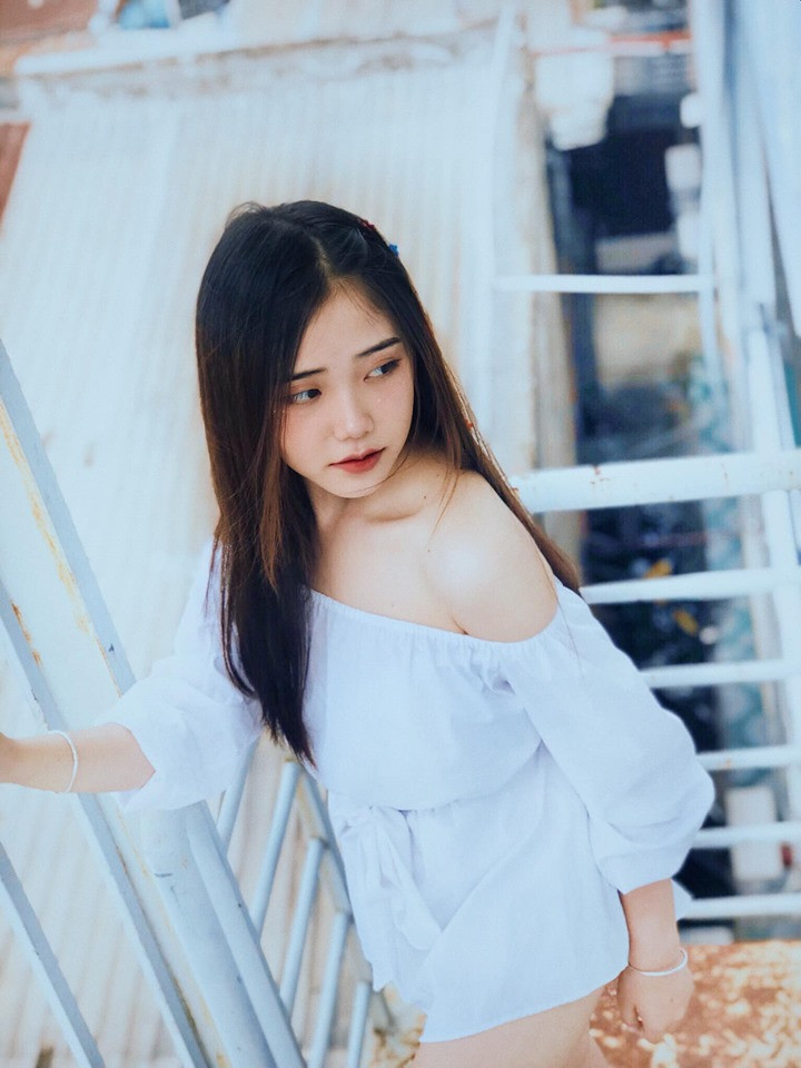 Từng bị nghi phẫu thuật thẩm mỹ nhưng Trúc Phương nhanh chóng phủ nhận.