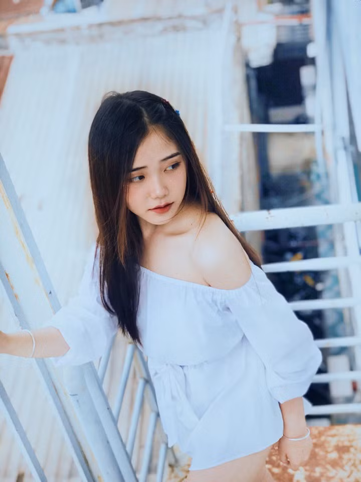 Từng bị nghi phẫu thuật thẩm mỹ nhưng Trúc Phương nhanh chóng phủ nhận.