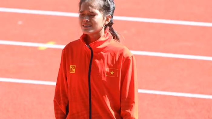 Việc Hồng Lệ giành huy chương đồng là nằm ngoài dự đoán của ban huấn luyện vì không ai nghĩ một cô gái nhỏ bé lại kiên cường, quyết tâm thi đấu trong điều kiện không mấy thuận lợi như vậy. Nữ vận động viên cũng đã bật khóc khi đứng trên bục vinh quang.