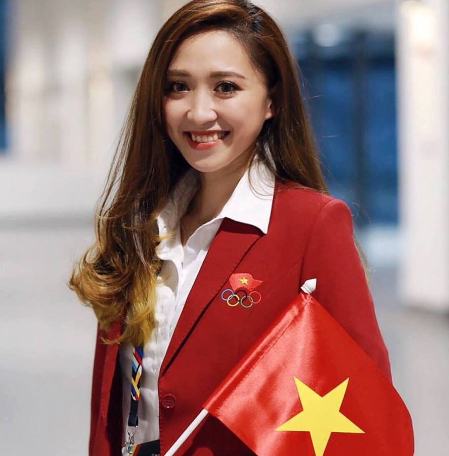 Sở hữu nhan sắc không đối thủ tại SEA Games 2019, Nguyễn Thu Hà (SN 1988), HLV thể dục nghệ thuật đang là cái tên được nhiều người quan tâm vì quá xinh đẹp.