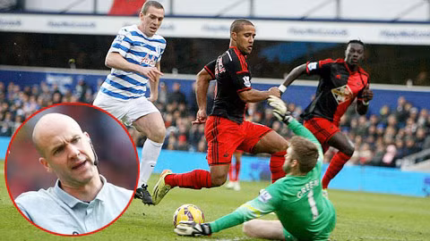 Trong tình huống tiền vệ Wayne Routledge của Swansea băng xuống đối mặt với thủ thành Robert Green, người gác đền của QPR đã băng ra ngoài vòng cấm địa và dùng tay cản trái bóng. 