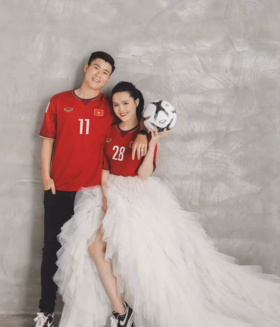 Hiện tại, cả Duy Mạnh và Quỳnh Anh đều chưa lên tiếng xác nhận thông tin này.