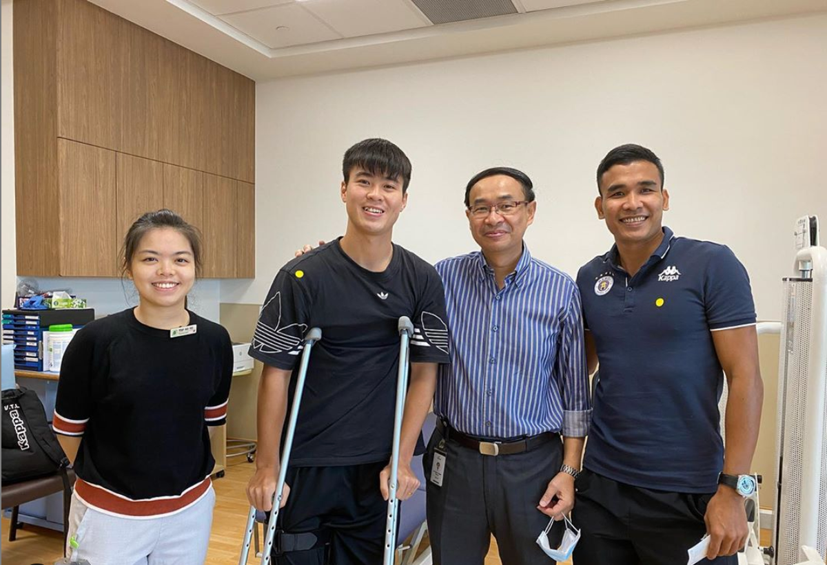 Hiện tại, Duy Mạnh vẫn đang trong thời gian điều trị chấn thương. Anh gặp chấn thương đầu gối nghiêm trọng trong trận Siêu cúp Quốc gia vào ngày 1/3 vừa qua.